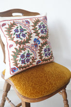 Load image into Gallery viewer, Suzani  CushionCover C79 (Cotton)
