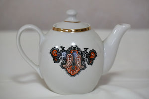 Vintage Plate -Tea pot
