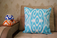 Load image into Gallery viewer, Adras IKAT(イカット） CushionCover-19
