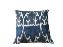Load image into Gallery viewer, Adras IKAT(イカット） CushionCover-21

