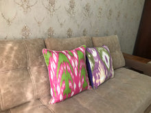 Load image into Gallery viewer, Adras IKAT(イカット） CushionCover-JP24
