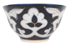 Load image into Gallery viewer, ウズベキスタン綿花柄陶器　プレート ・ティーカップ　２枚セット
